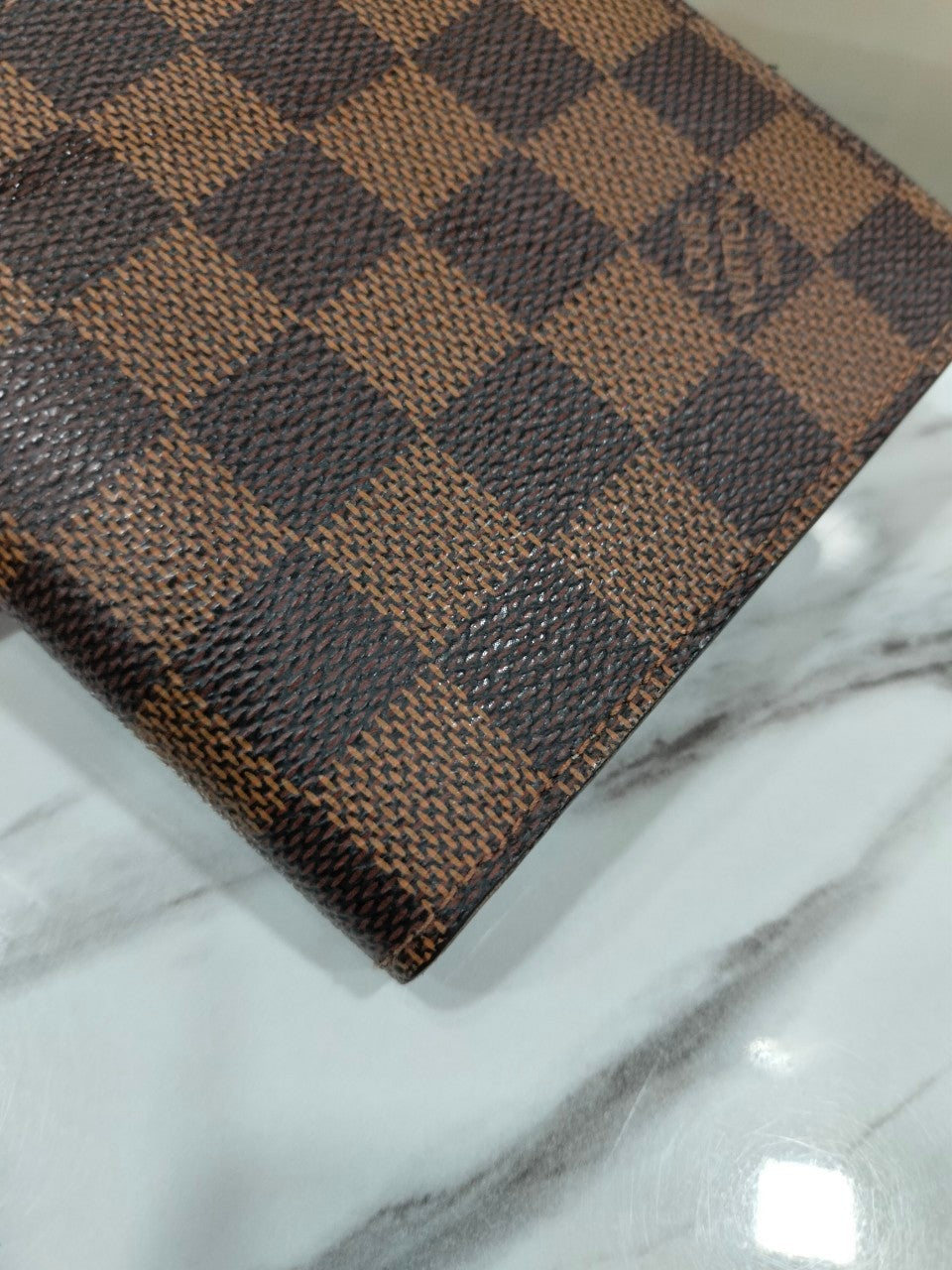 LV Portefeuille Marco Wallet Damier