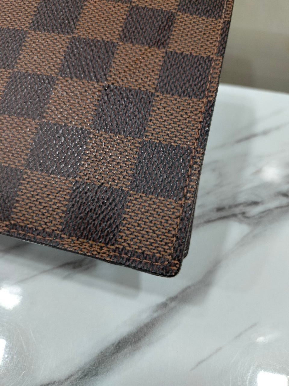 LV Portefeuille Marco Wallet Damier