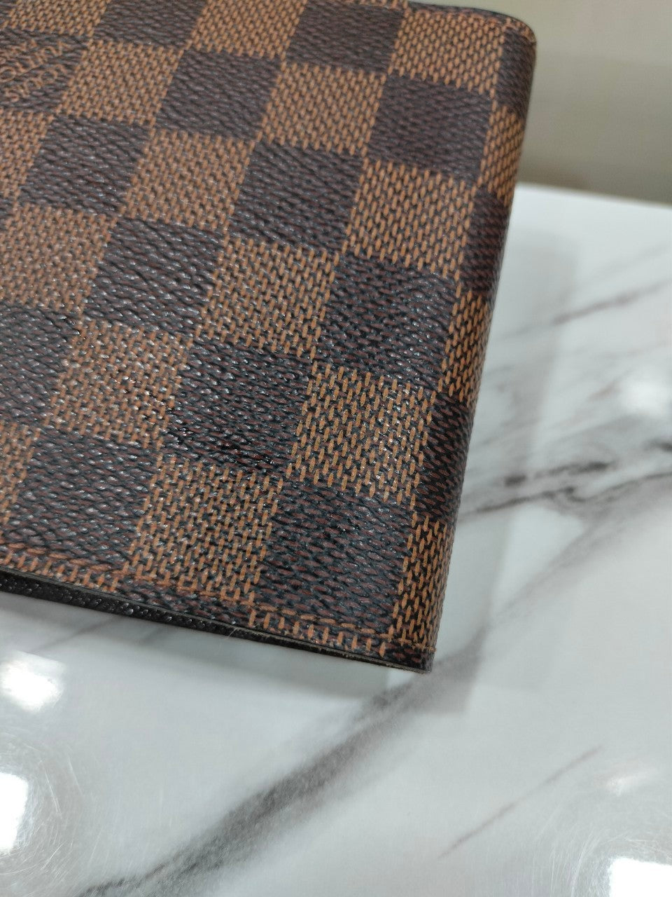 LV Portefeuille Marco Wallet Damier