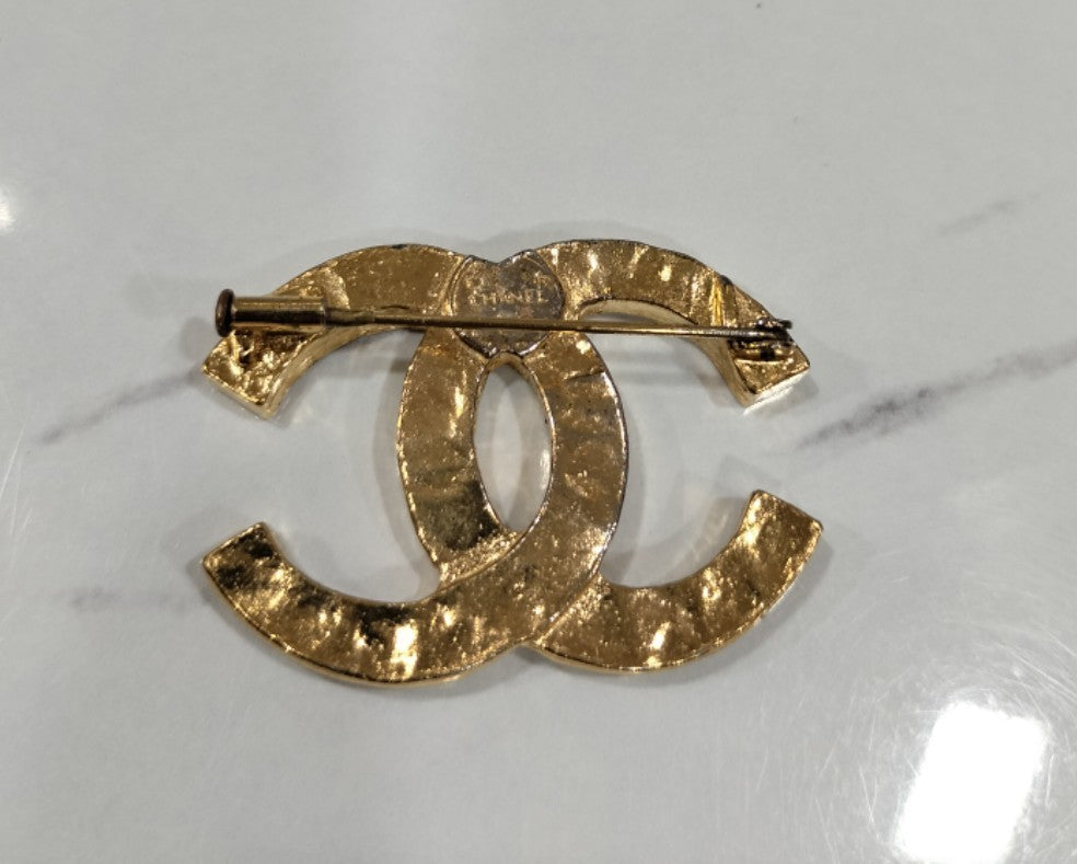 Chanel Brooch Crystal Gold GHW