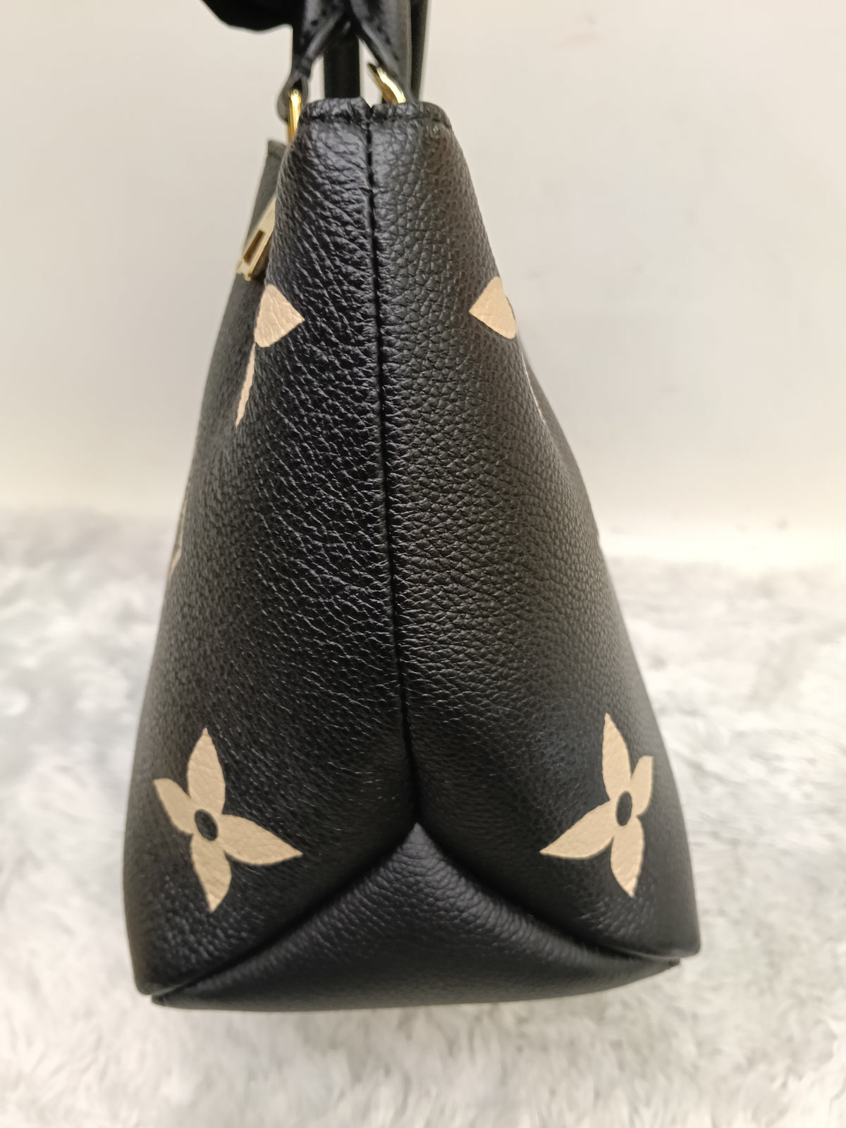 LV Petit Palais Monogram Empreinte Noir Creme (CHIP)