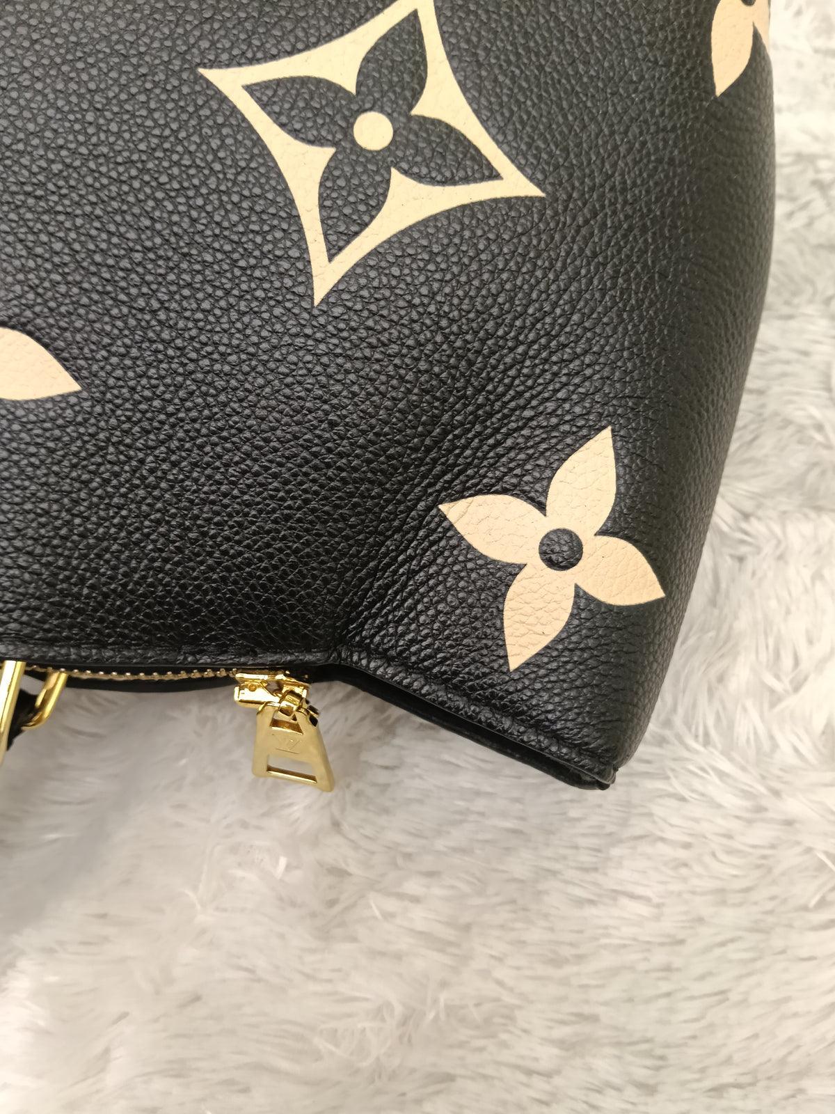 LV Petit Palais Monogram Empreinte Noir Creme (CHIP)