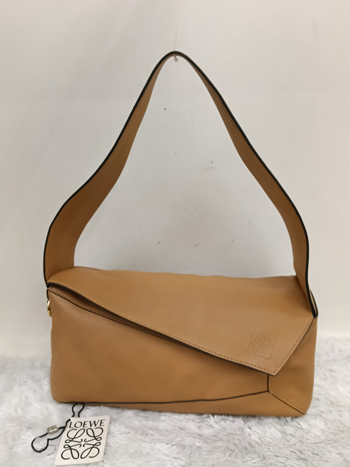 Loewe Puzzle Hobo Calfskin Warm Desert GHW 2022