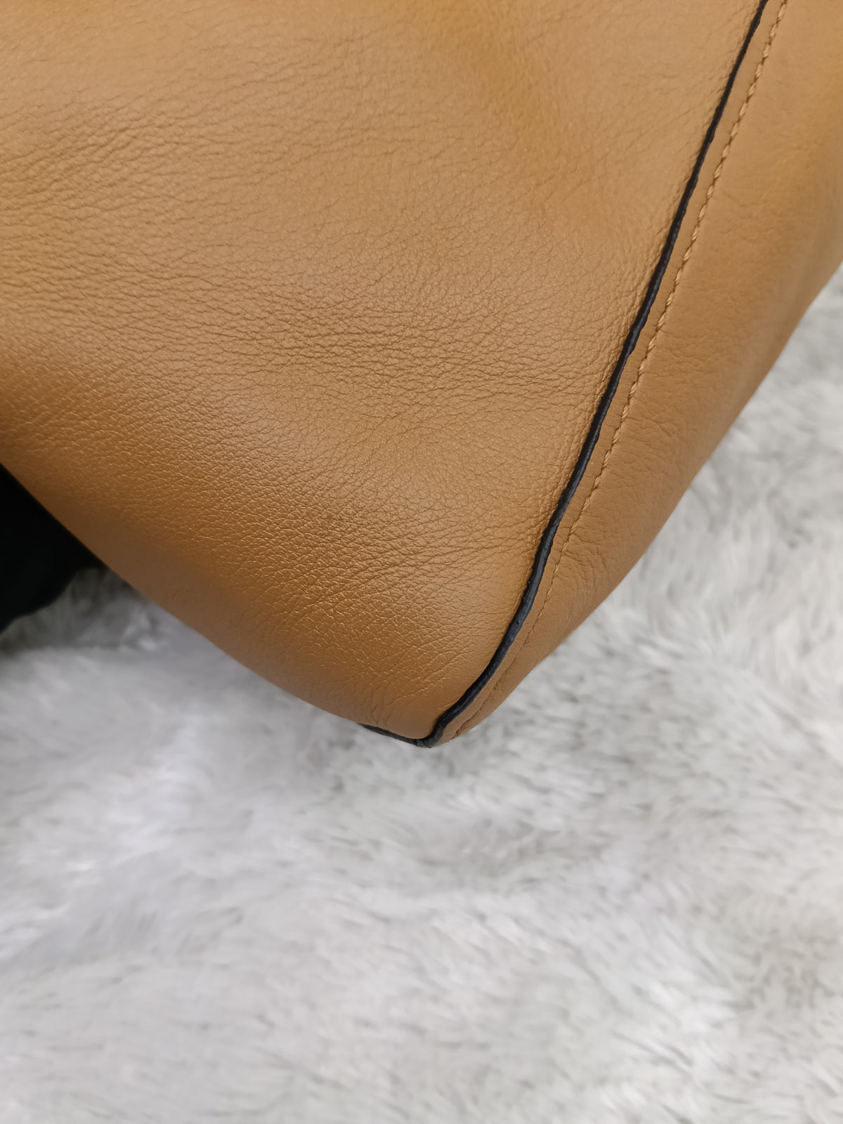 Loewe Puzzle Hobo Calfskin Warm Desert GHW 2022