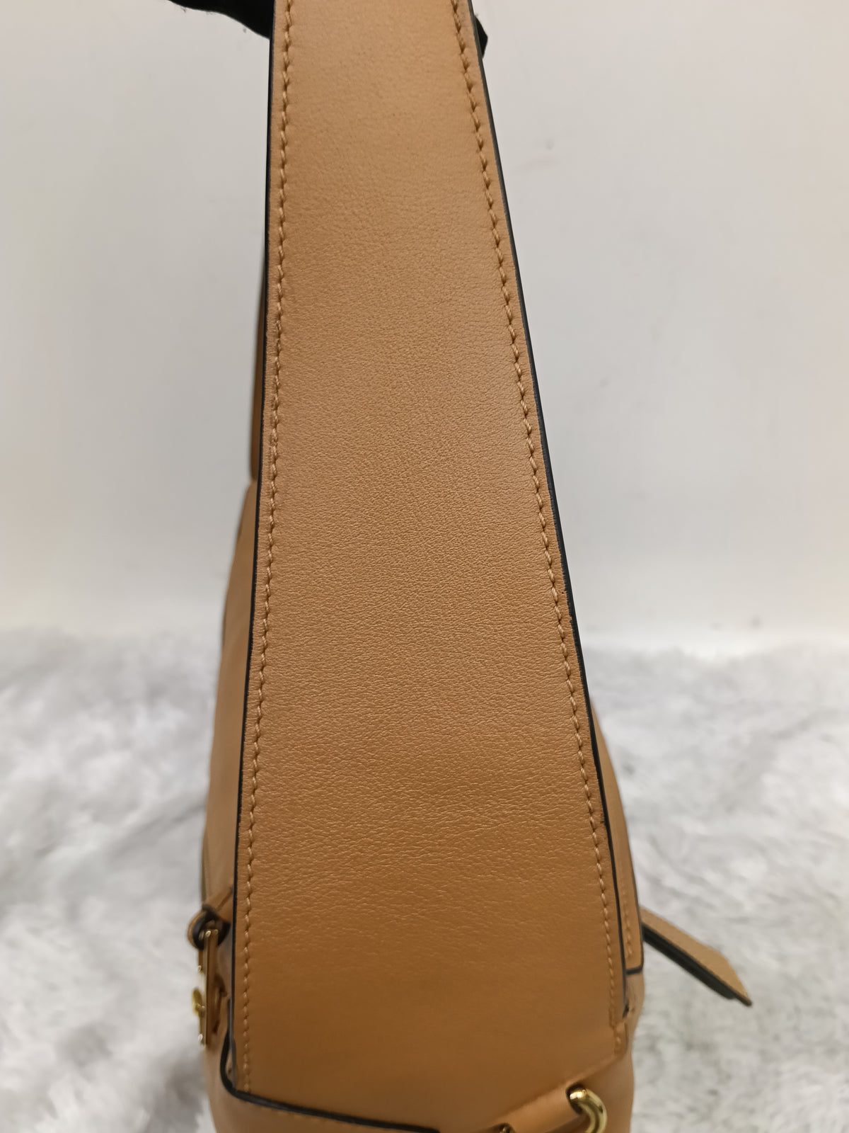 Loewe Puzzle Hobo Calfskin Warm Desert GHW 2022