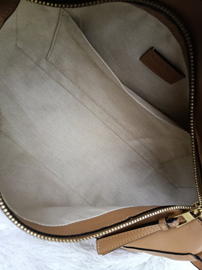 Loewe Puzzle Hobo Calfskin Warm Desert GHW 2022