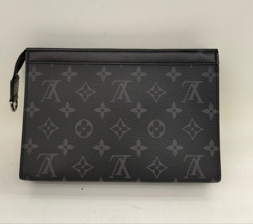 LV Gaston Wearable Monogram Eclipse (CHIP)
