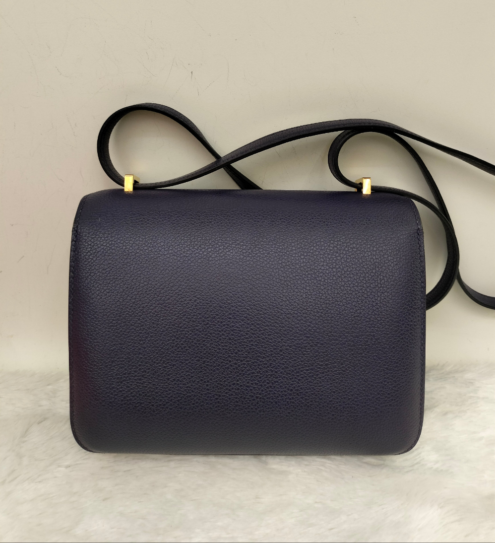 Constance 18 Evercolour Bleu GHW #C