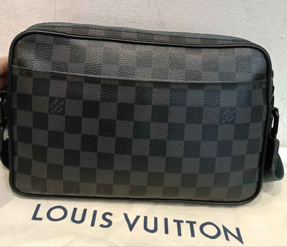 LV Alpha Messenger Damier Graphite 2019