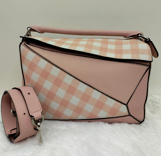 Loewe Puzzle Gingham Medium Pink White SHW 2017