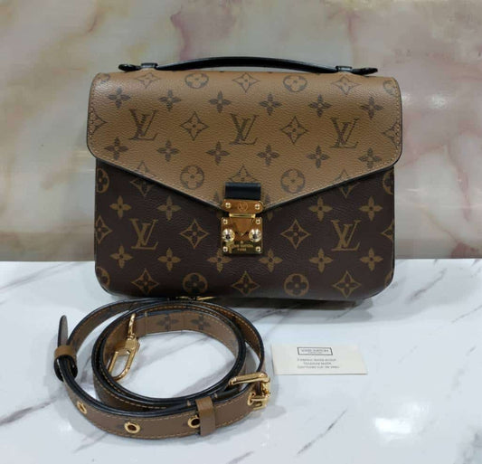 LV Metis Reverse 2018
With strap, db