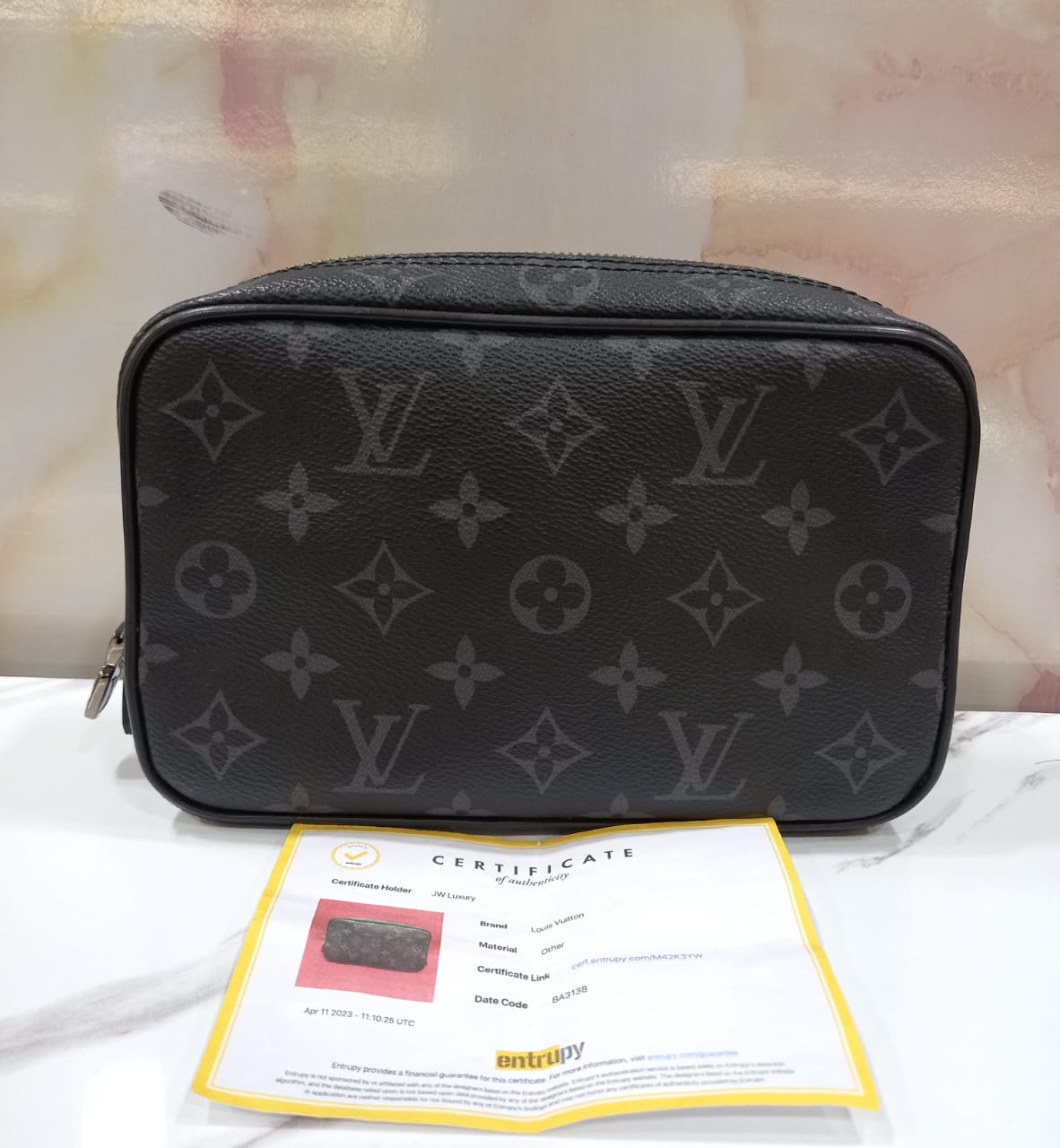 Lv Toilet Pouch Pm Monogram Eclipse 2018