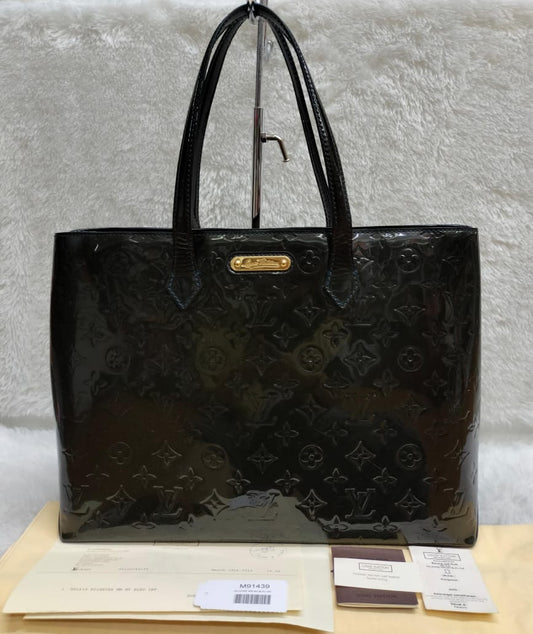 LV Wilshire MM Monogram Vernis Bleu Infini 2011