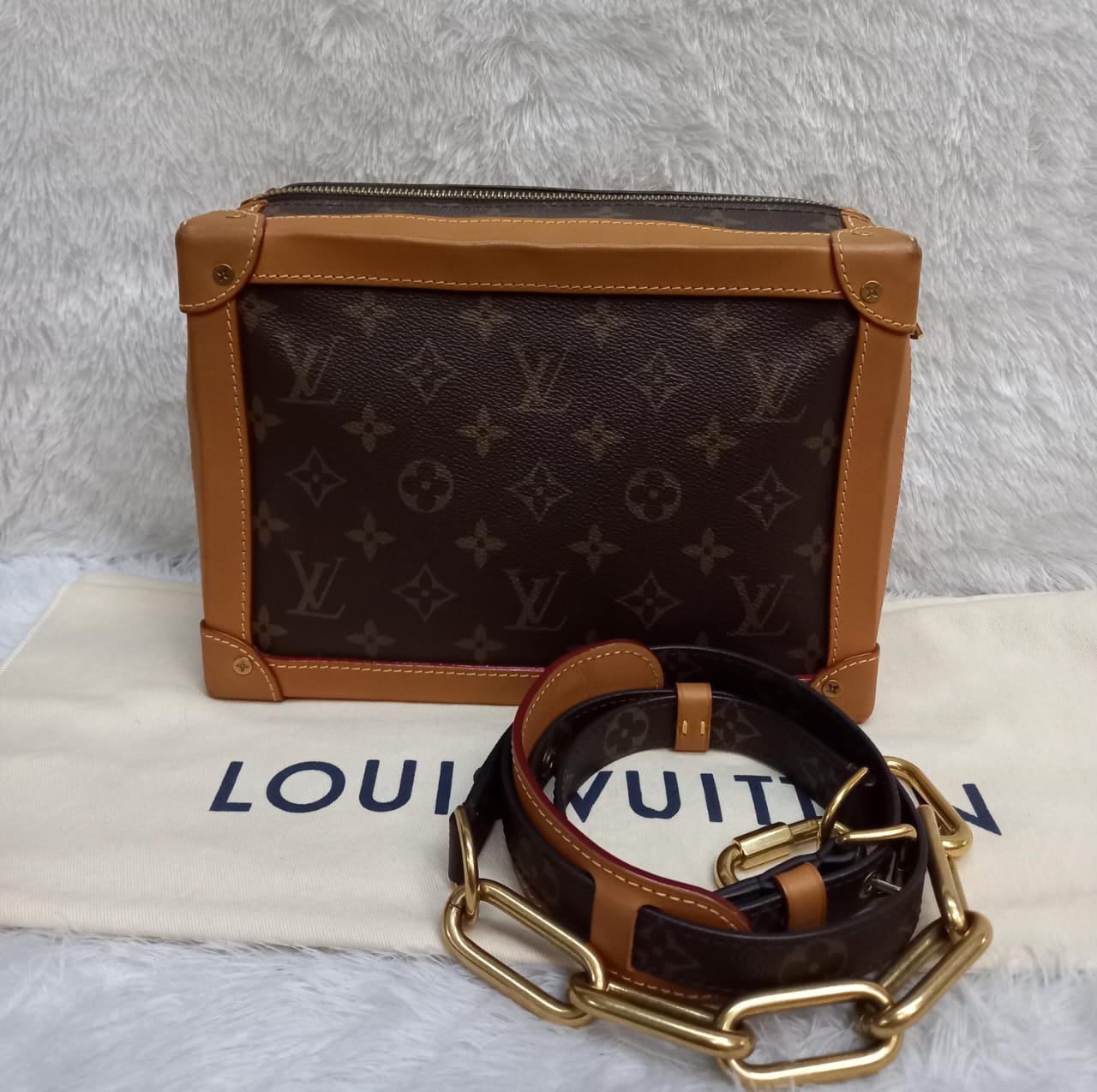 Lv Soft Trunk Monogram thn2019