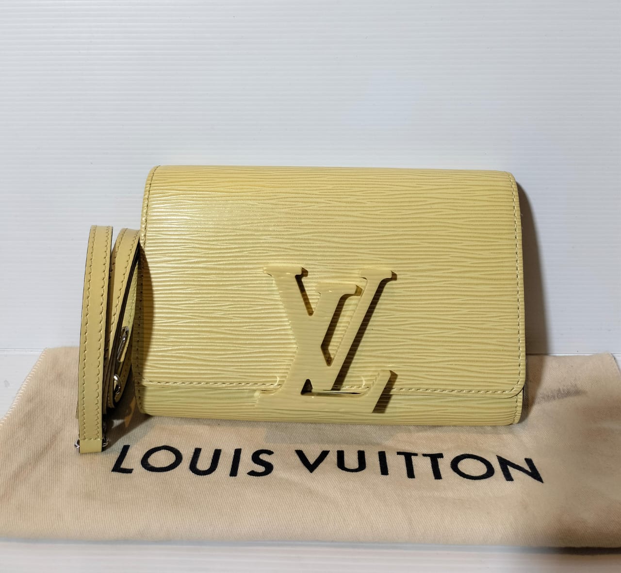 LV Louise Epi Yellow 2014