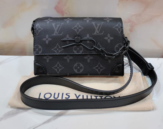 *NEW* LV Steamer Wearable Wallet Monogram Eclipse (CHIP)