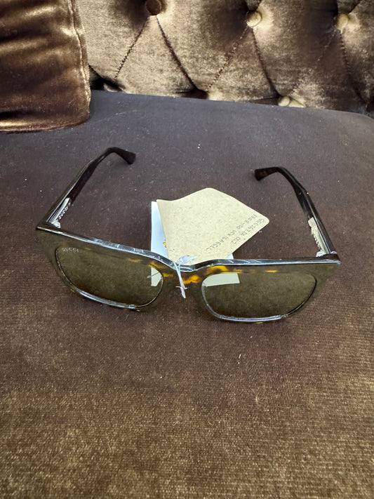 Gucci Sunglasses black Brown (Box Replacement)
