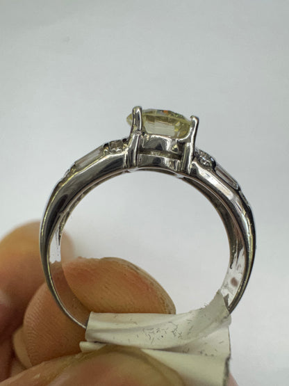 13. Diamond ring 2crt