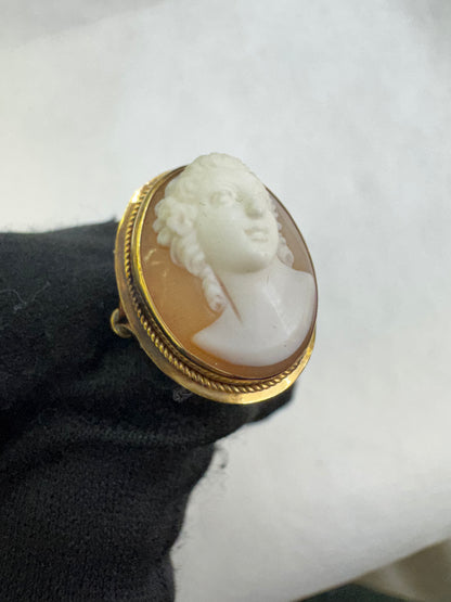 2. Gold Ring
