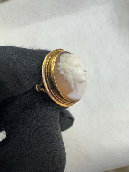 2. Gold Ring