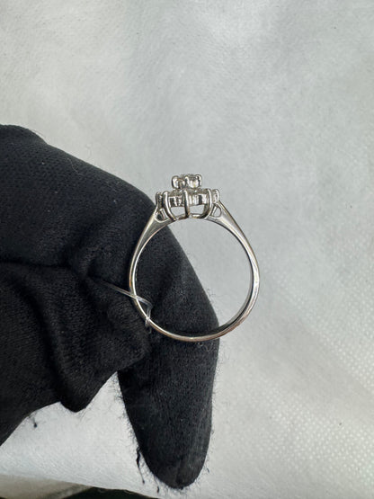 Ring diamond Center: 0.29ct, keliling: 0.32ct, PT900, Total 5gr