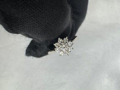 Ring diamond Center: 0.29ct, keliling: 0.32ct, PT900, Total 5gr