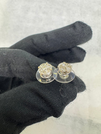 17. Diamond Earing