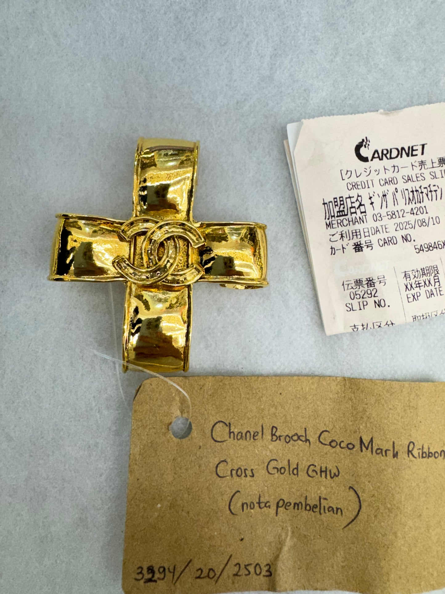 Chanel Brooch Coco Mark Ribbon Cross Gold GHW (Nota Pembelian)