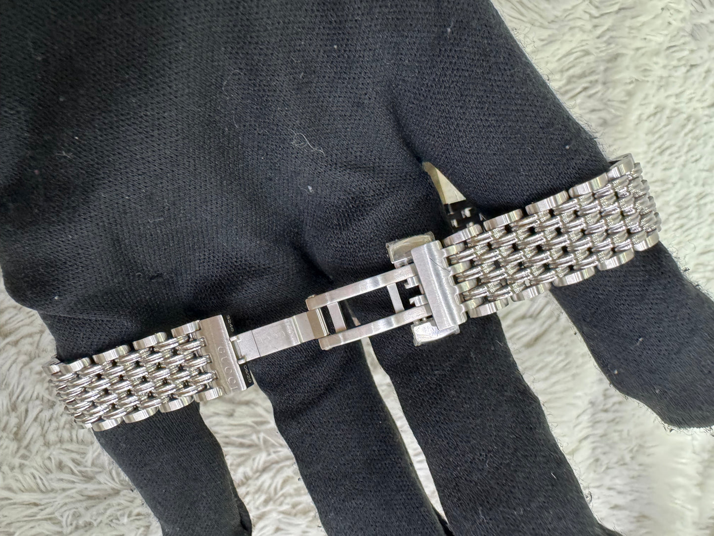 Gucci G-Timeless Bee Metal Watch Silver 29mm (Spons, box)