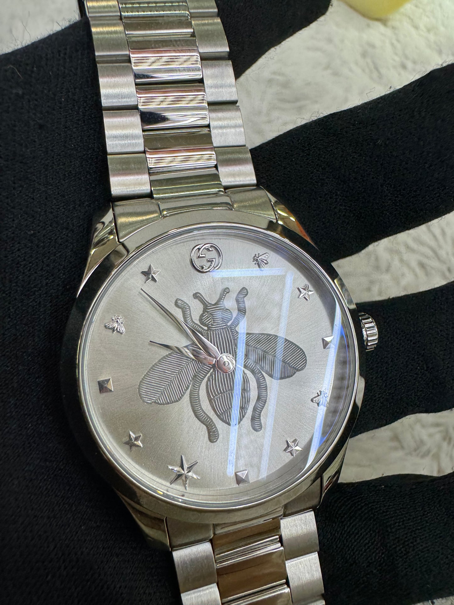 New Gucci G-Timeless Bee Quart Watch 38mm Stainless Steel Silver (Spons, Certificate Authentic, DB)