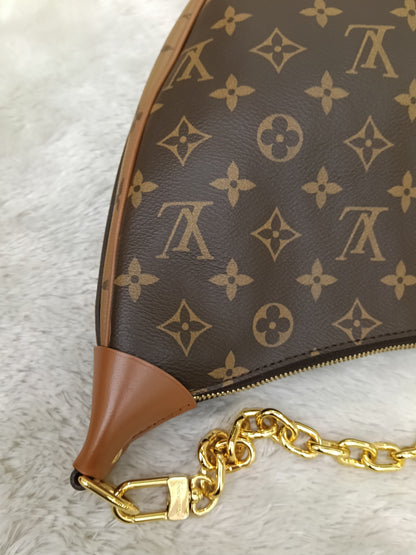 LV Loop Hobo Monogram Reverse (CHIP)
