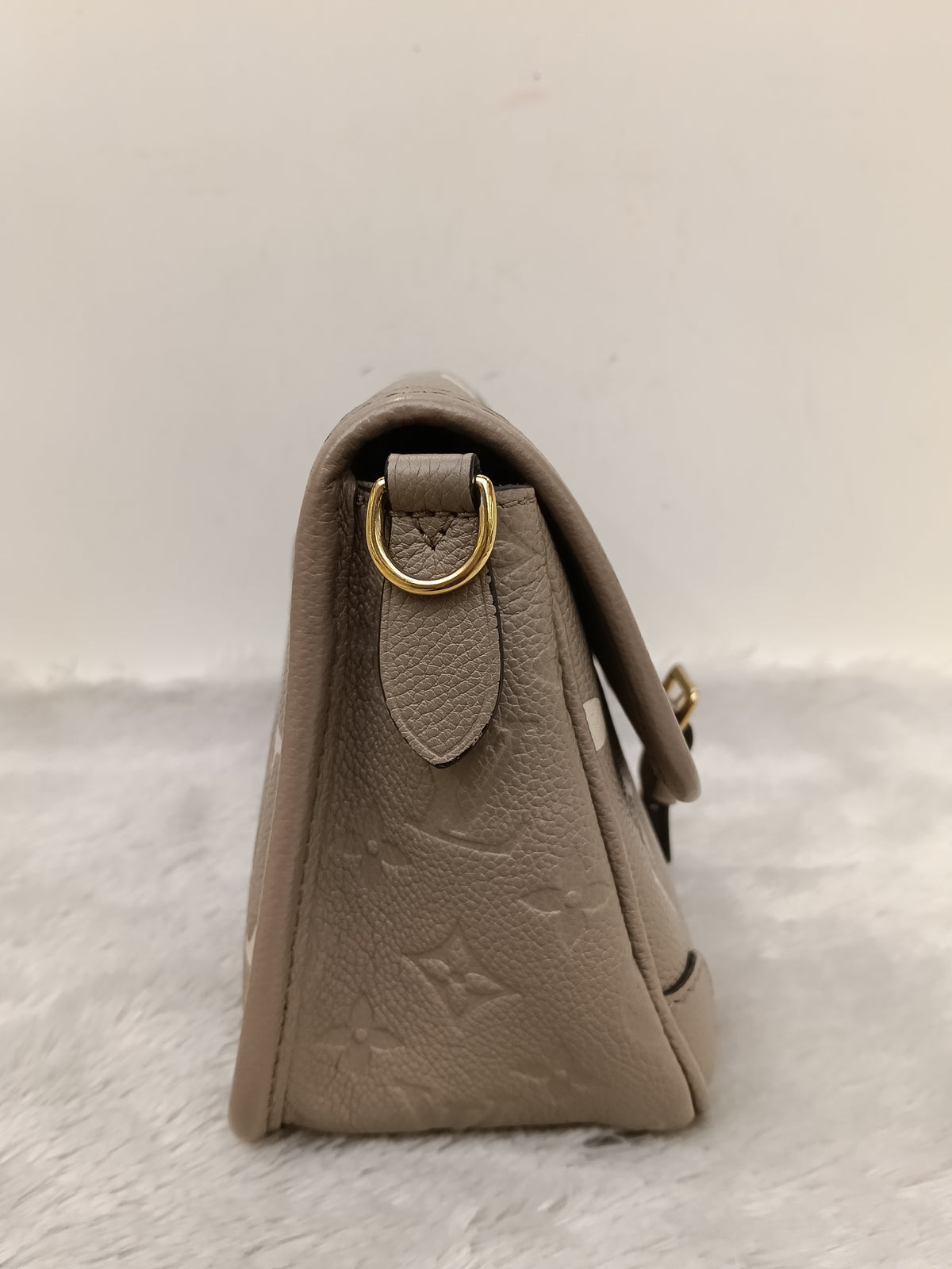 LV Diane PM ST NM Monogram Empreinte Tourterelle Creme 2025 (CHIP)