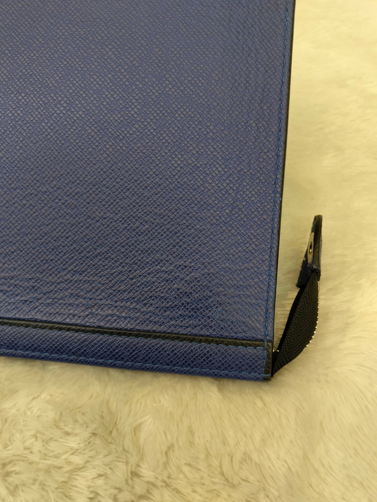LV Pochette Voyage Taiga Blue Cobalt 2019