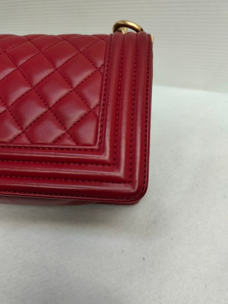 Chanel Boy20 Small Lamb Red GHW #24   Size 20x12x6cm