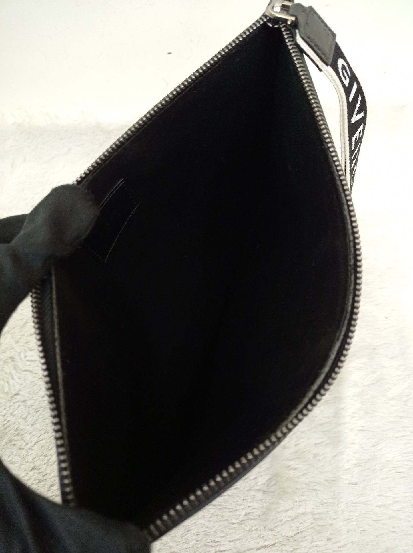 Givenchy 4G Large Pouch with Zip Wrist Strap Black SHW 2018
