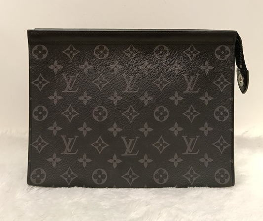 LV Pochette Voyage Monogram Eclipse 2019