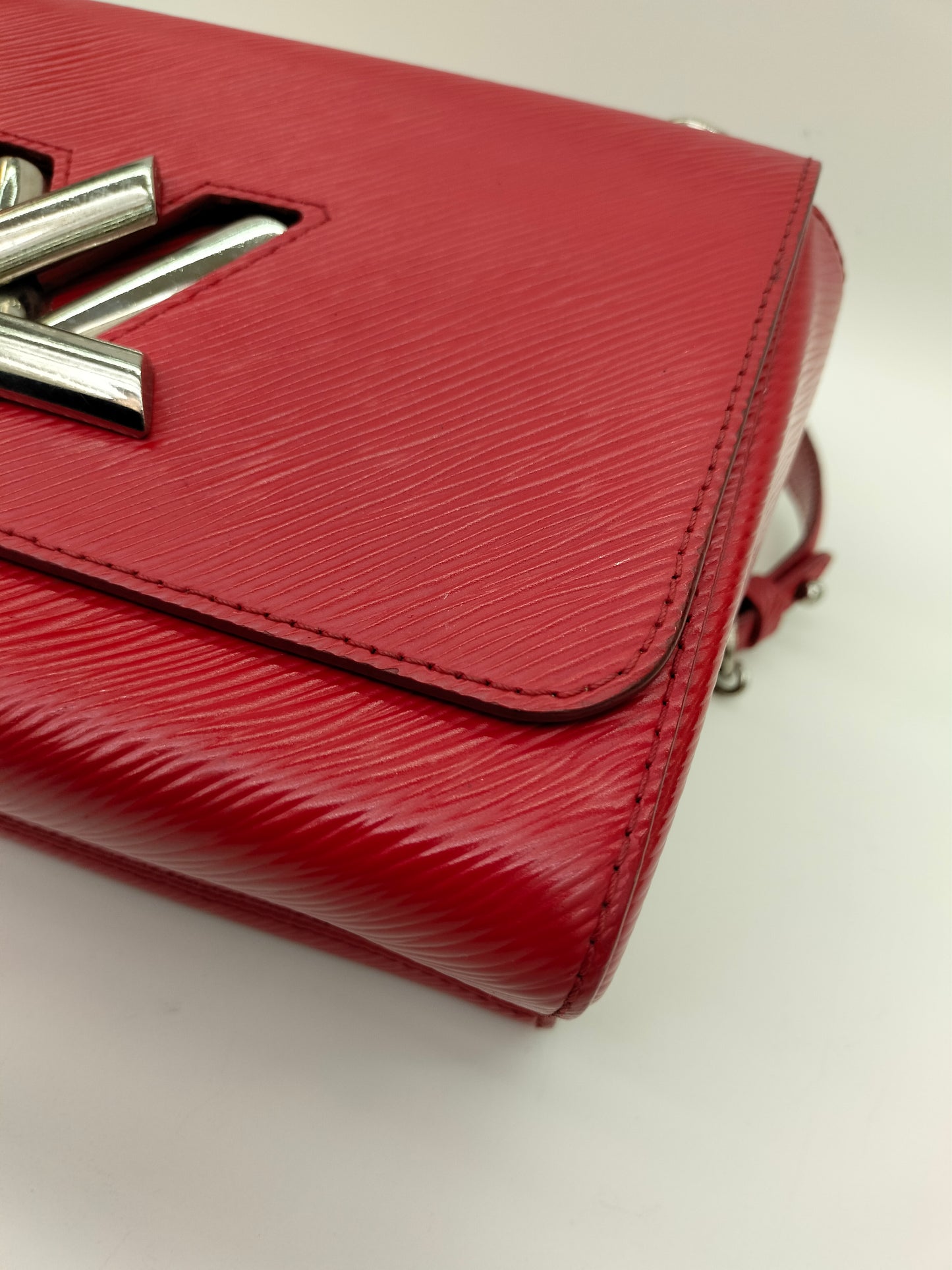 LV Twist MM Epi Red 2016