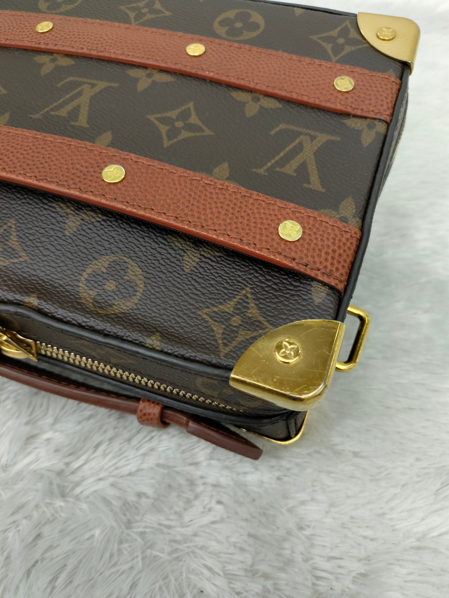 LV Handle Trunk NBA Legacy Monogram (CHIP)