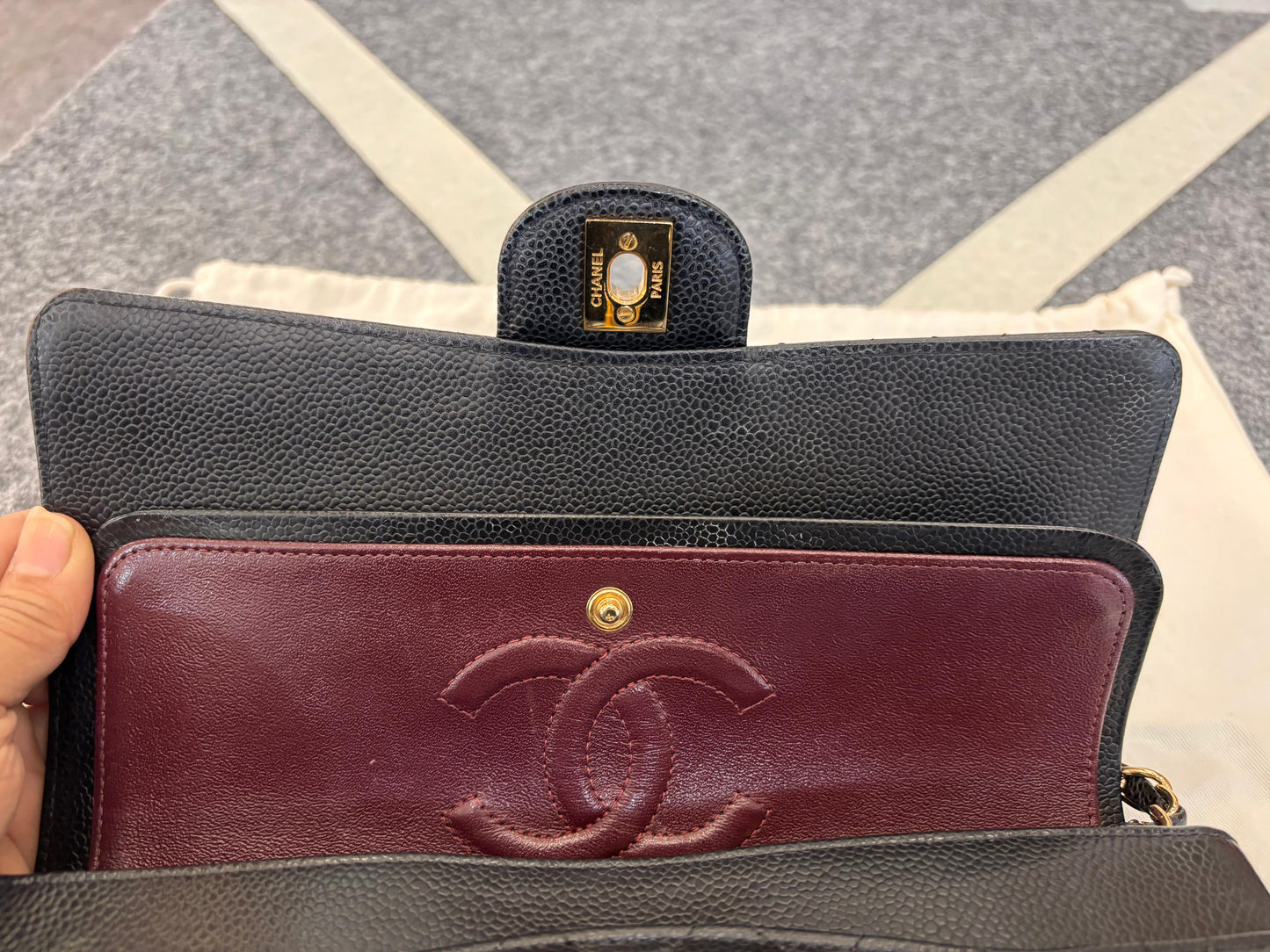 Chanel Medium Caviar Black GHW DF (CHIP)