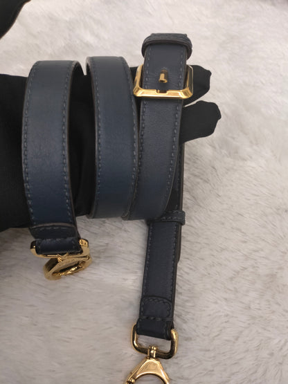 Fendi Peekaboo Essential Navy GHW