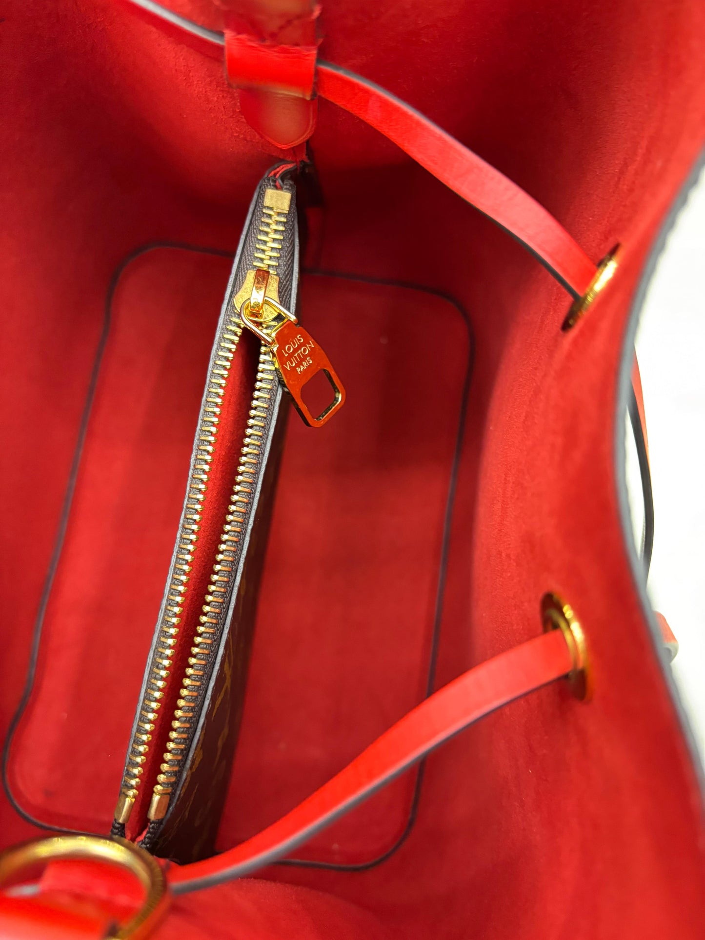 LV Neo Noe MM Monogram Coquelicot 2024 (CHIP)