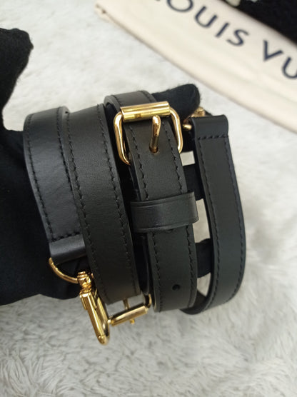 LV Bandou 25 Monogram Giant Fleece Teddy Shearling Black Red 2019