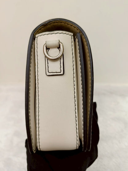 Dior Revolution Medium Smooth White SHW 2017