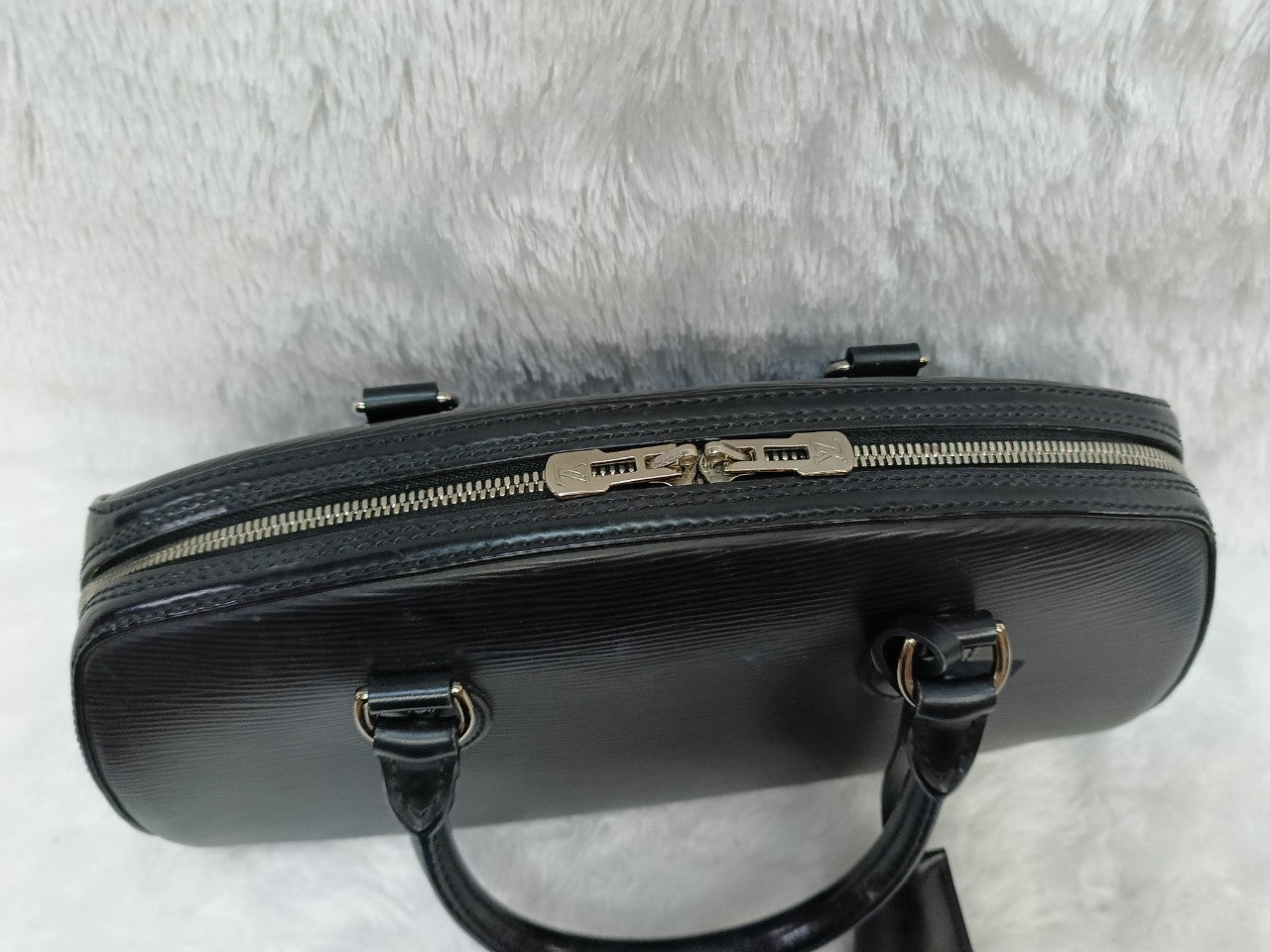 LV Jasmine Epi Black 2012