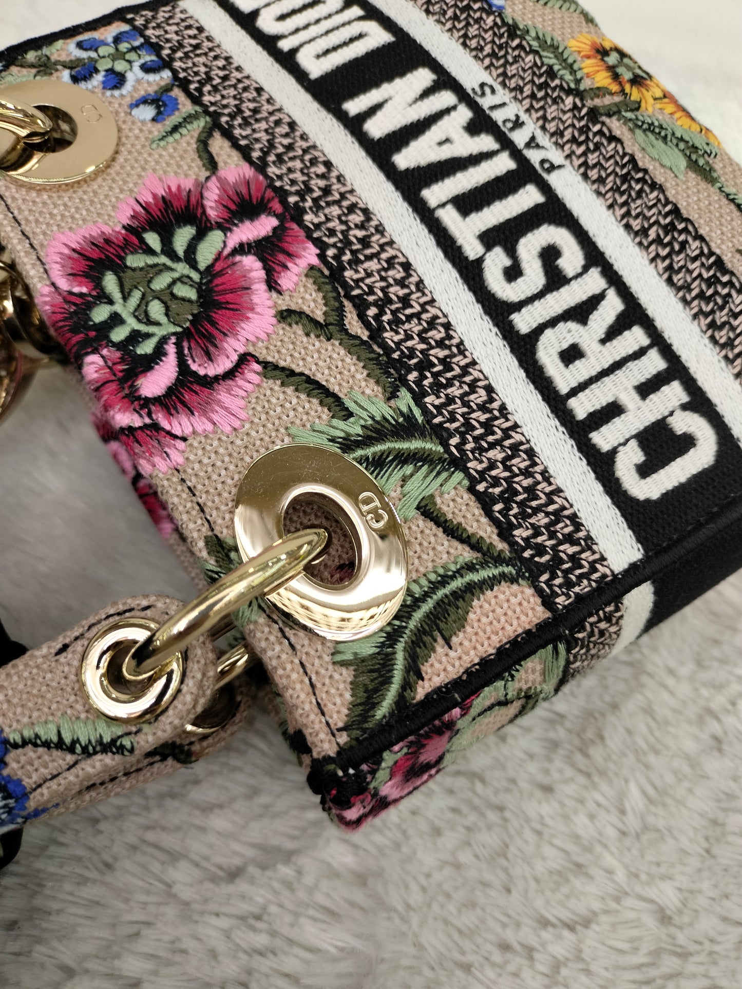 Lady Dior Mini D Lite Embroidered Canvas Mille Fleurs GHW 2023