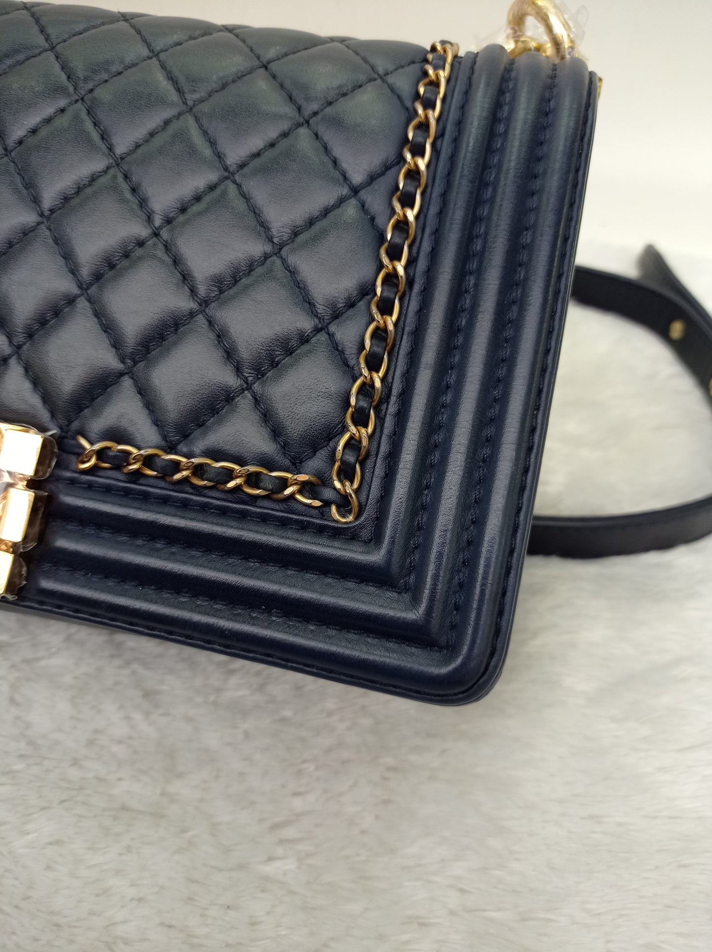 Chanel Boy 25 Round Chain Calfskin Navy Blue GHW #29