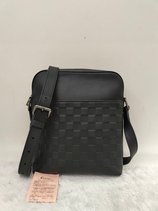 LV District Onyx Damier Infini Black 2017