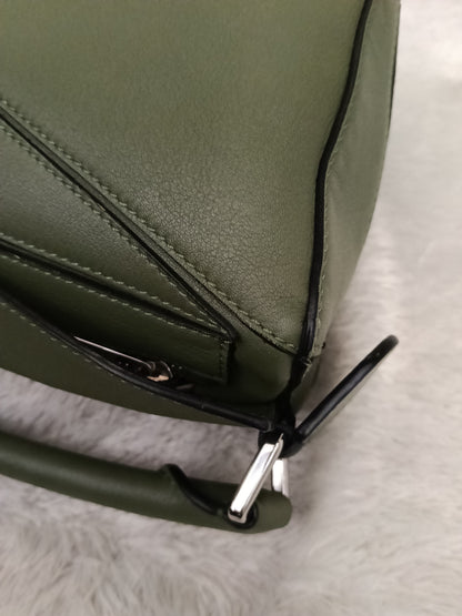 Loewe Puzzle Small Calfskin Avocado SHW 2020