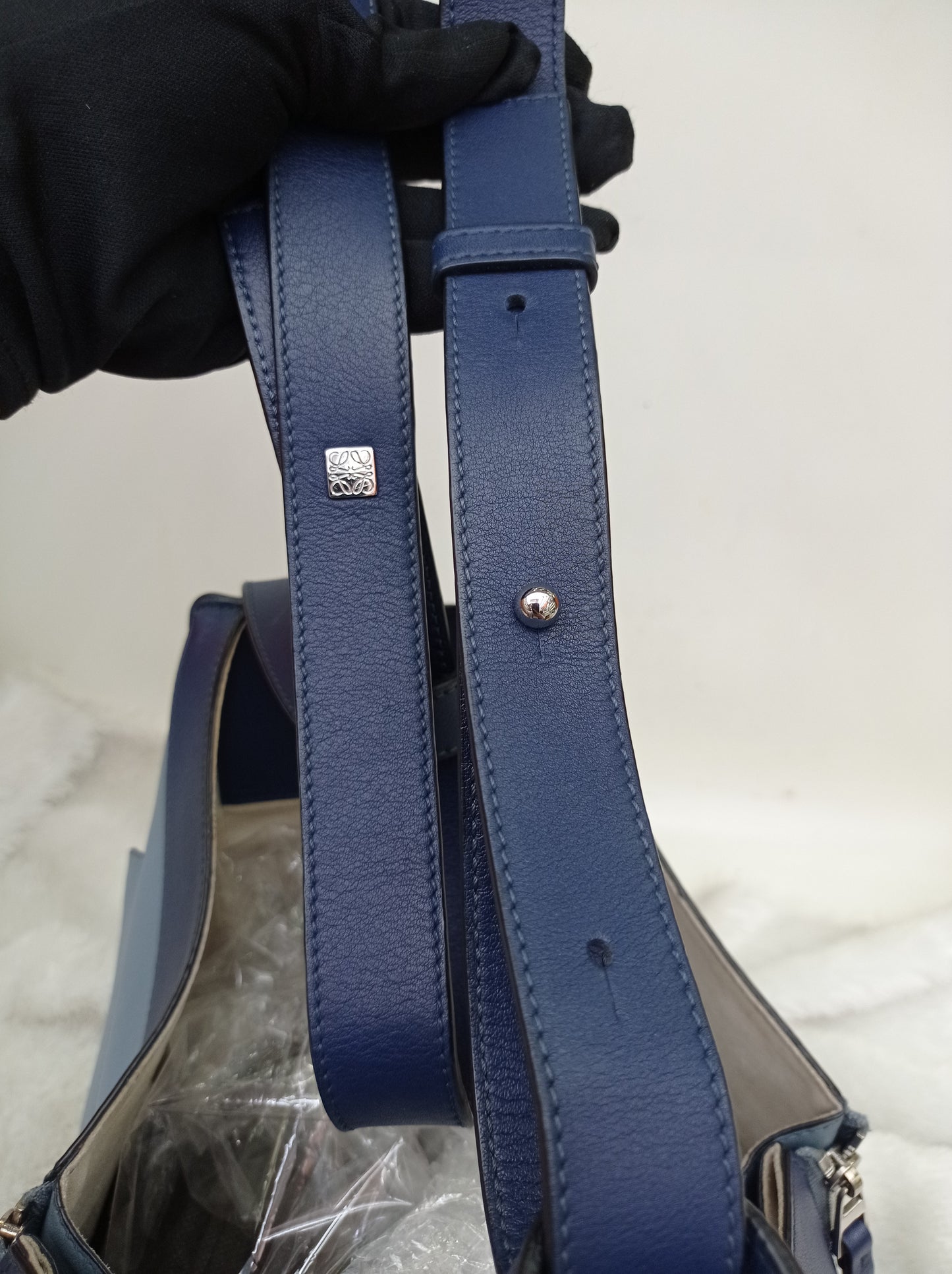Loewe Hammock Medium Light Blue 3 Colour SHW 2018