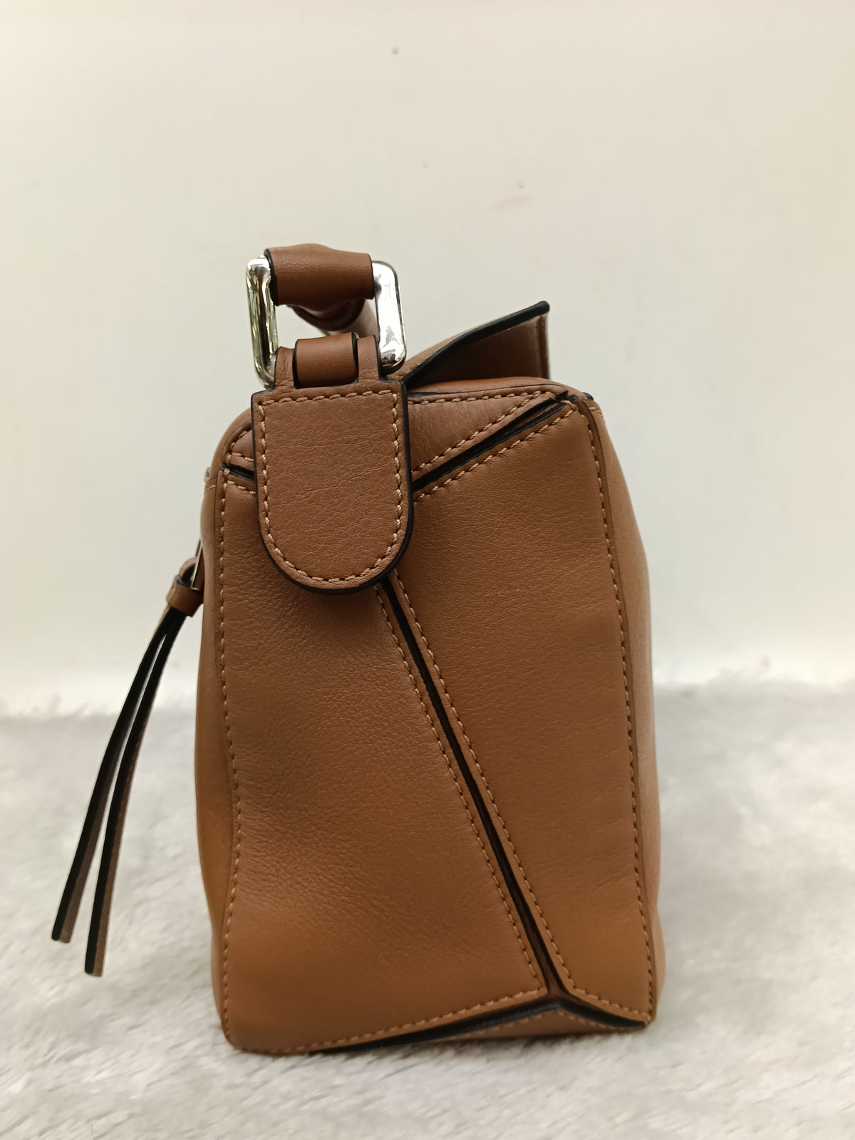 Loewe Puzzle Small Calfskin Tan SHW 2020